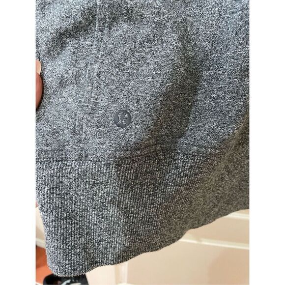 Lululemon Zip Up Hoodie Size 4 - Picture 5 of 5